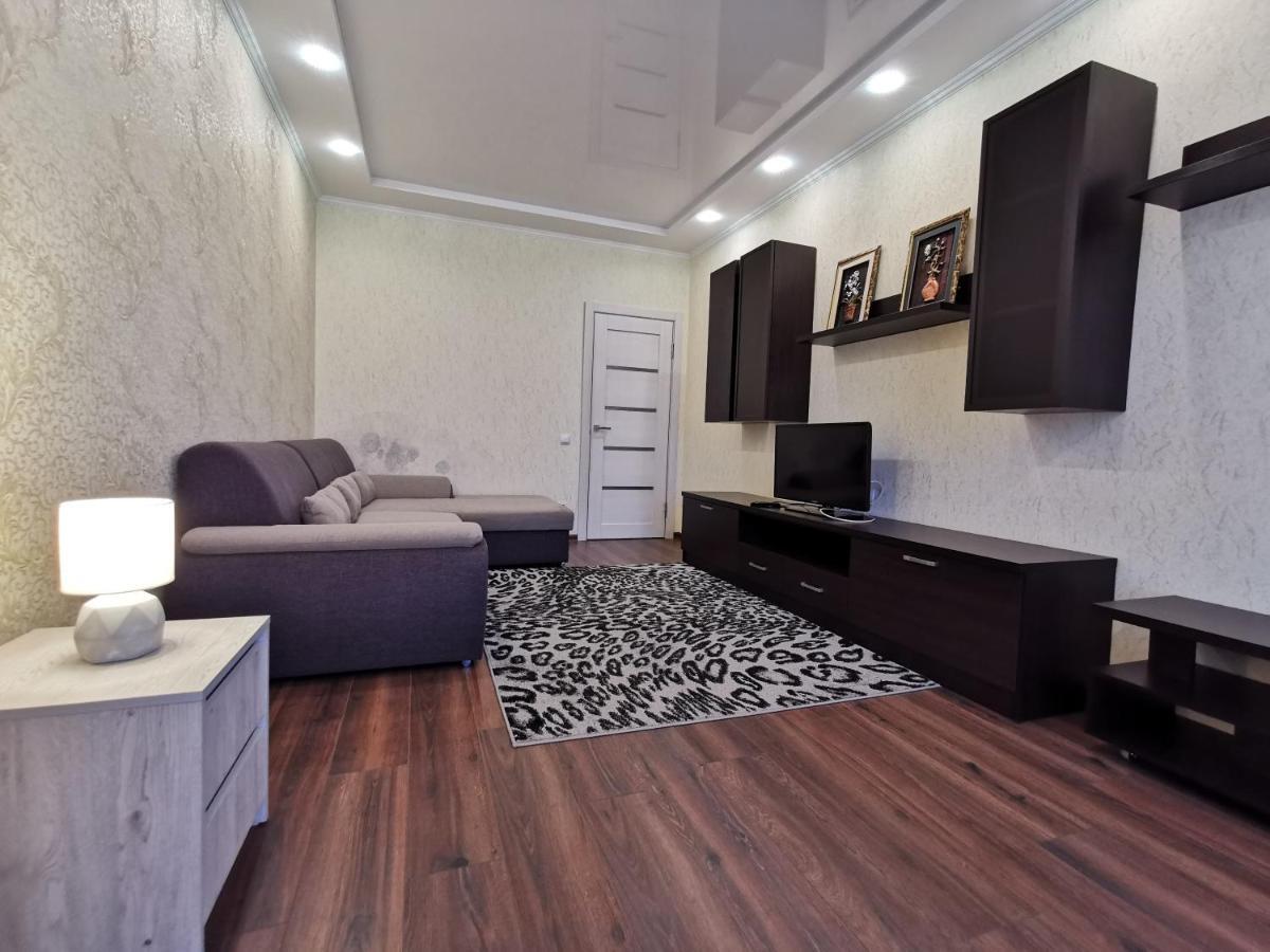Chernigov City Apartments Na Peremohy Exterior foto
